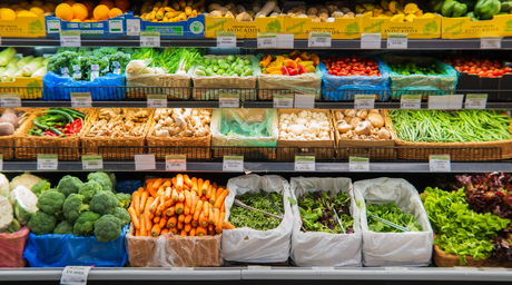 EWG’s 2025 Dirty Dozen & Clean Fifteen